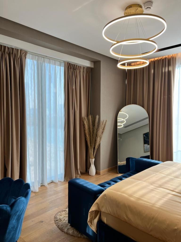 Apartment Enjoy Luxury With Sea View Abu Dhabi