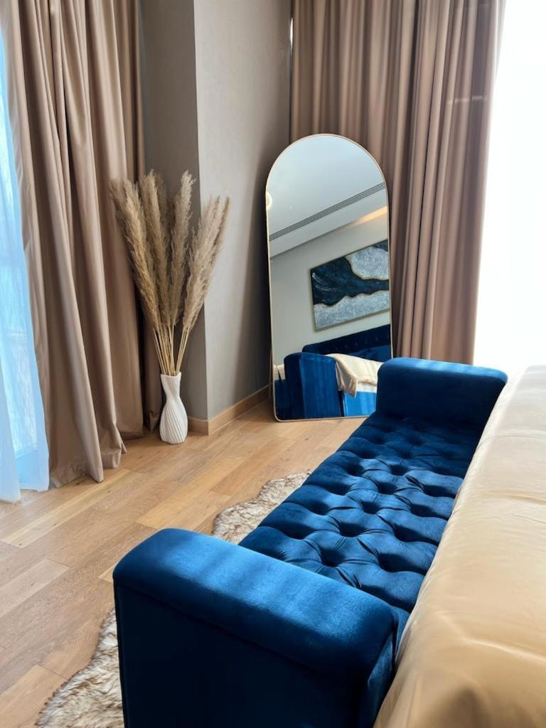 Apartment Enjoy Luxury With Sea View